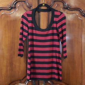 Never Worn Bailey 44 Keyhole-Back Knit Top
